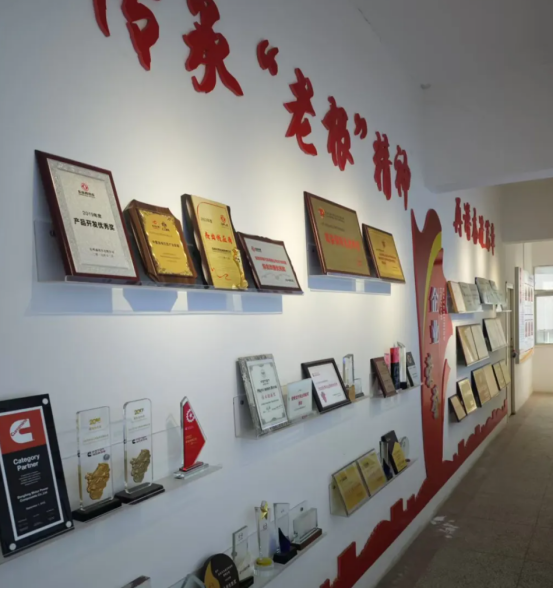 快樂奔跑再出發—精密科技股份連續第二年組織參加東風商用車·十堰馬拉松賽事